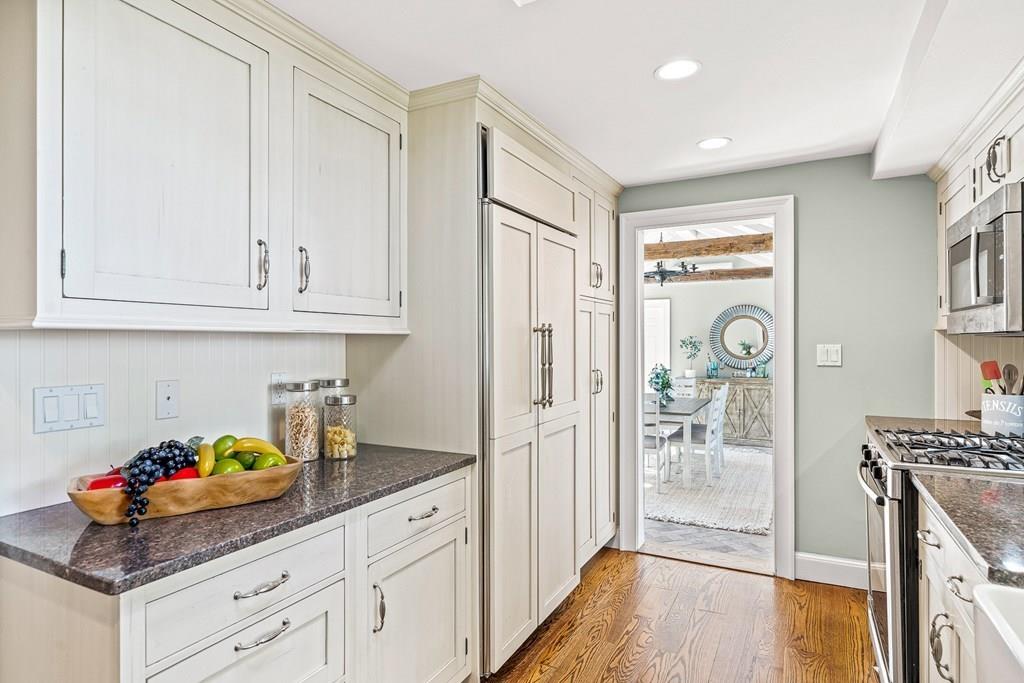 62 Leighton Road Wellesley, MA 02482 - Photo 20 of 41