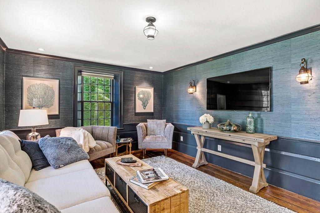 62 Leighton Road Wellesley, MA 02482 - Photo 22 of 41
