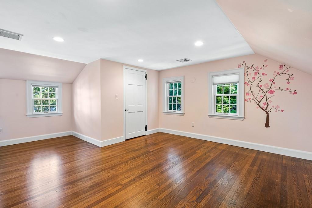 62 Leighton Road Wellesley, MA 02482 - Photo 29 of 41