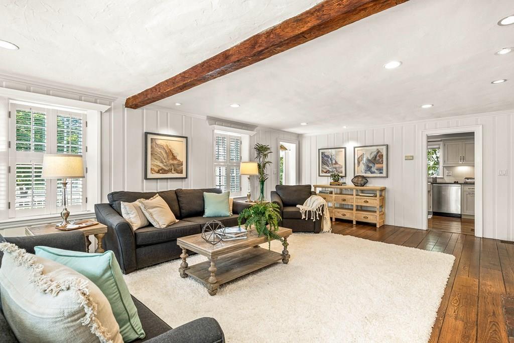 62 Leighton Road Wellesley, MA 02482 - Photo 9 of 41