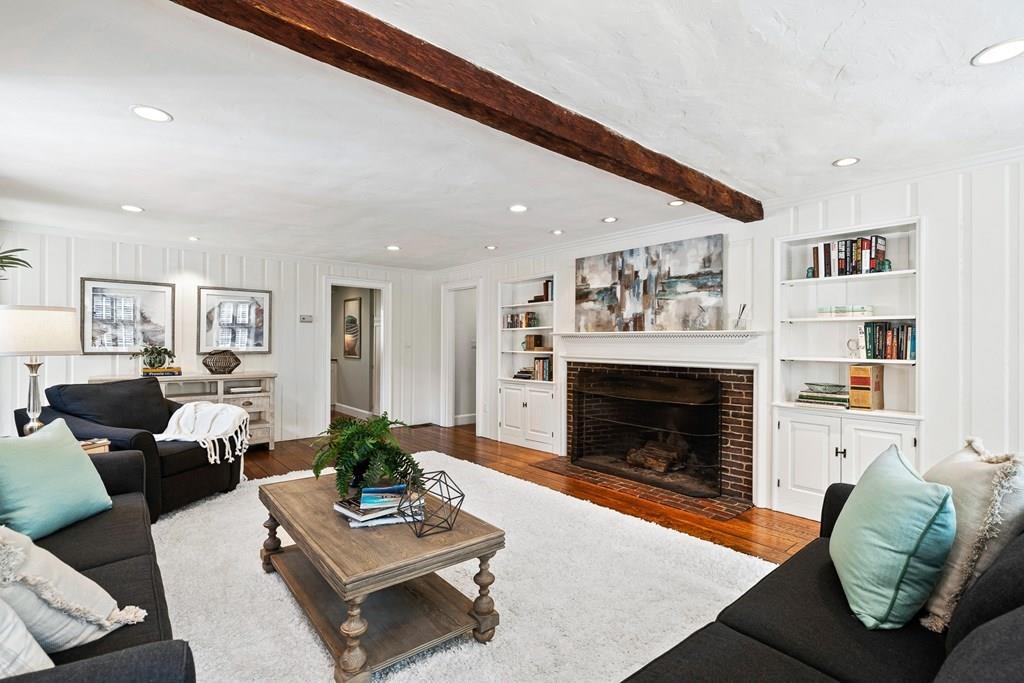 62 Leighton Road Wellesley, MA 02482 - Photo 10 of 41