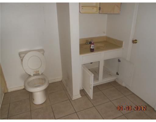 1586 Abbey Road Harvey, LA 70058 - Photo 3 of 7 Gallery Image 3