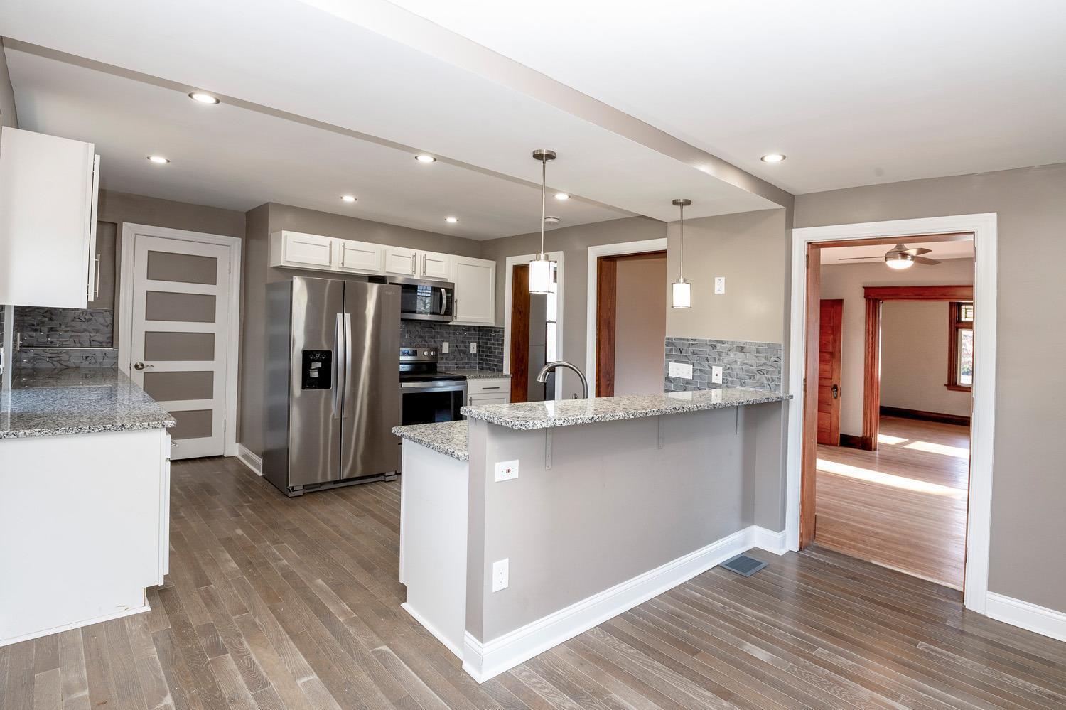 3475 Montgomery Road Cincinnati, OH 45207 - Photo 11 of 42 Gallery Image 11