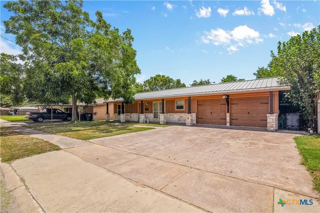 $223,000 | 3107 Flamingo Drive, Victoria, TX 77901