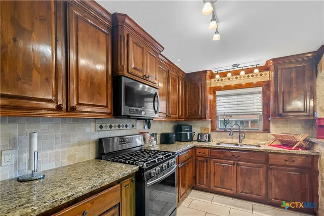 $223,000 | 3107 Flamingo Drive, Victoria, TX 77901