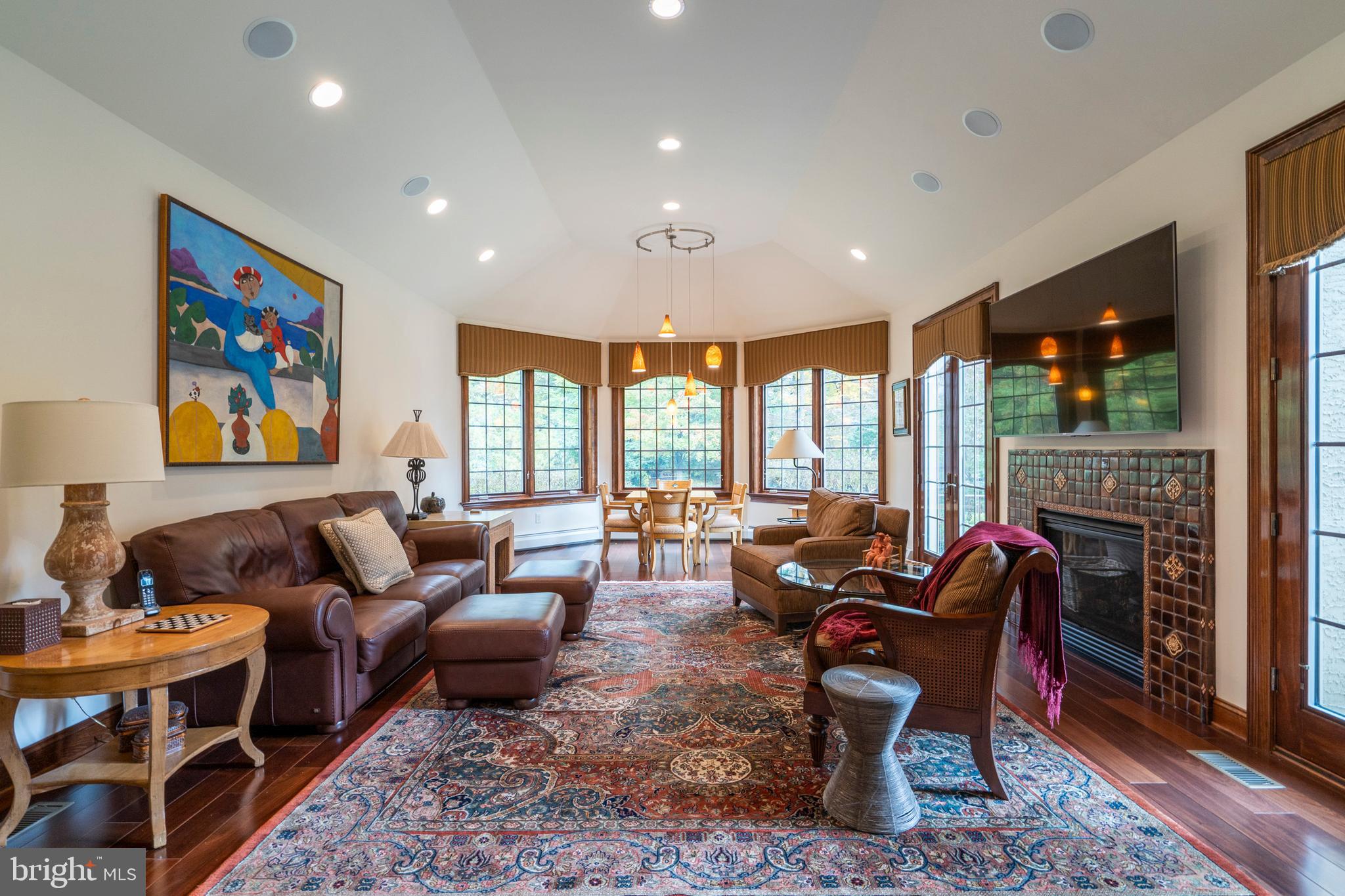 1041 Mill Rd Circle Rydal, PA 19046 - Photo 31 of 64 Great -Great Room