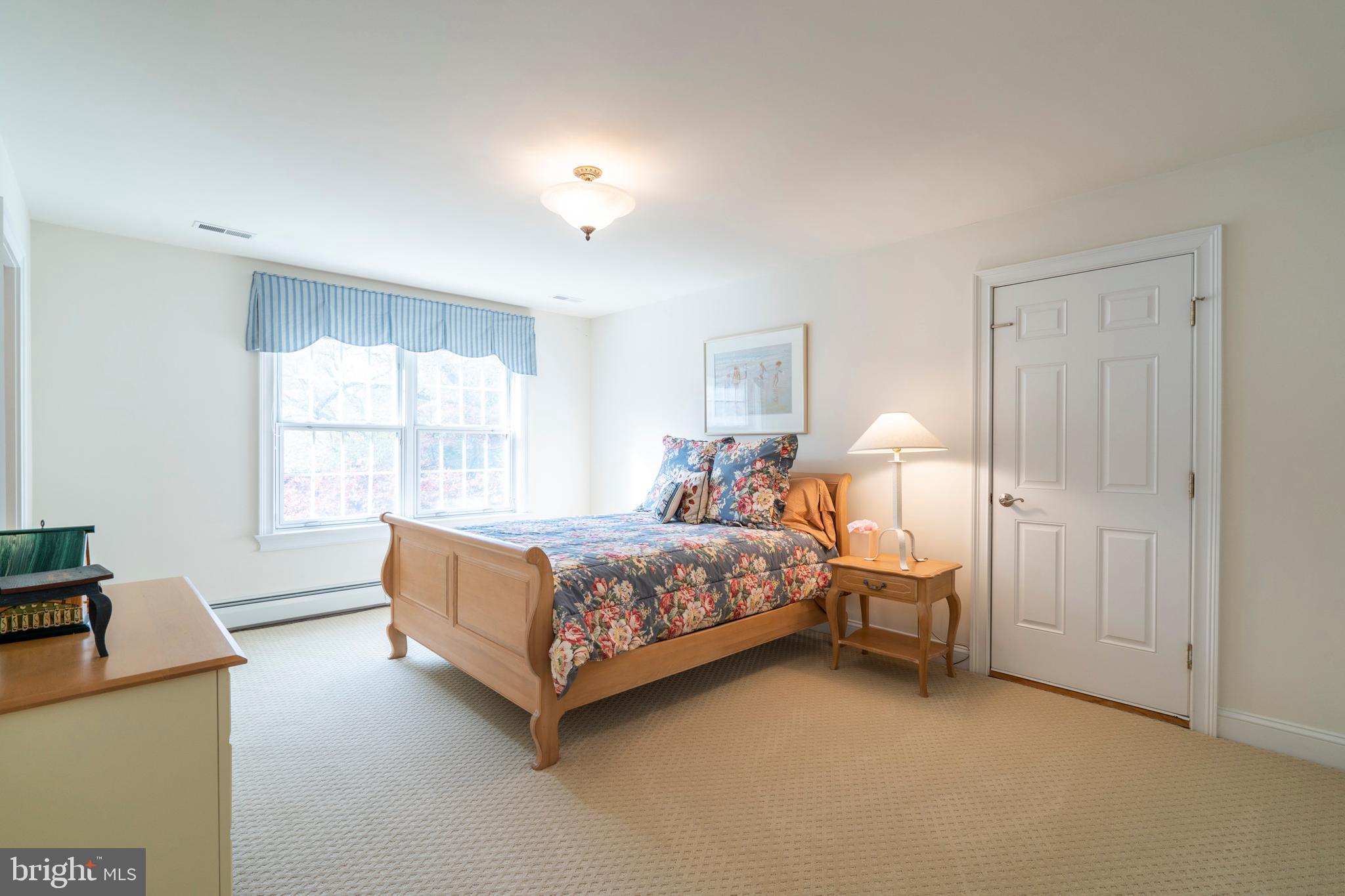 1041 Mill Rd Circle Rydal, PA 19046 - Photo 55 of 64 Big Bedroom