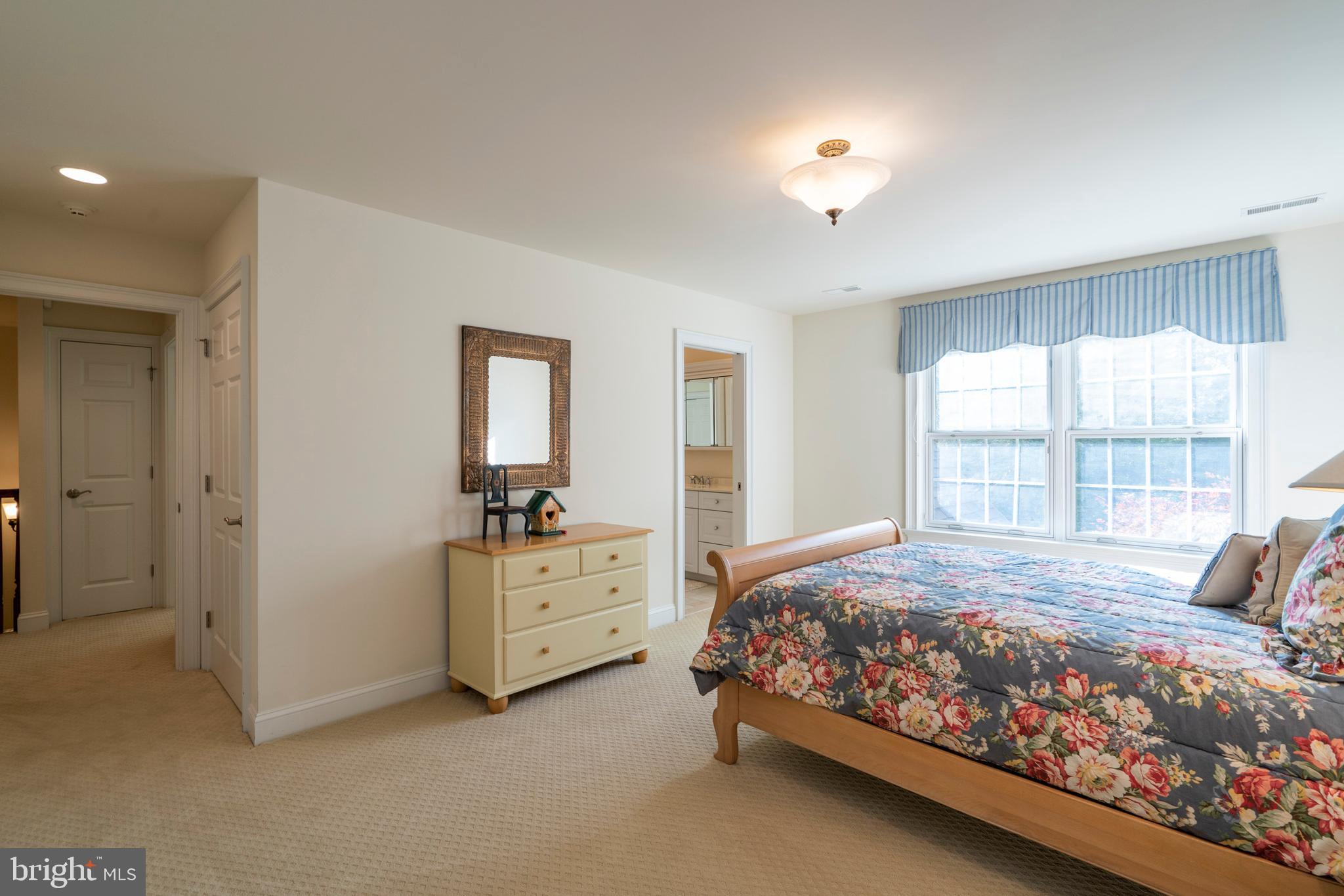 1041 Mill Rd Circle Rydal, PA 19046 - Photo 56 of 64 Gallery Image 56