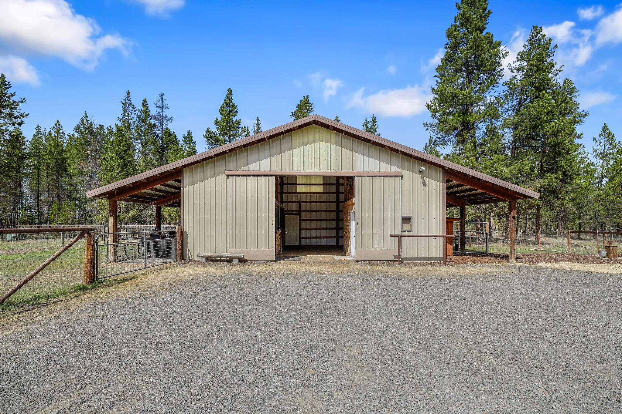 50940 South Huntington Road La Pine, OR 97739 - Photo 6 of 46 2026_04_13_50940_s_huntington_road_la_pi