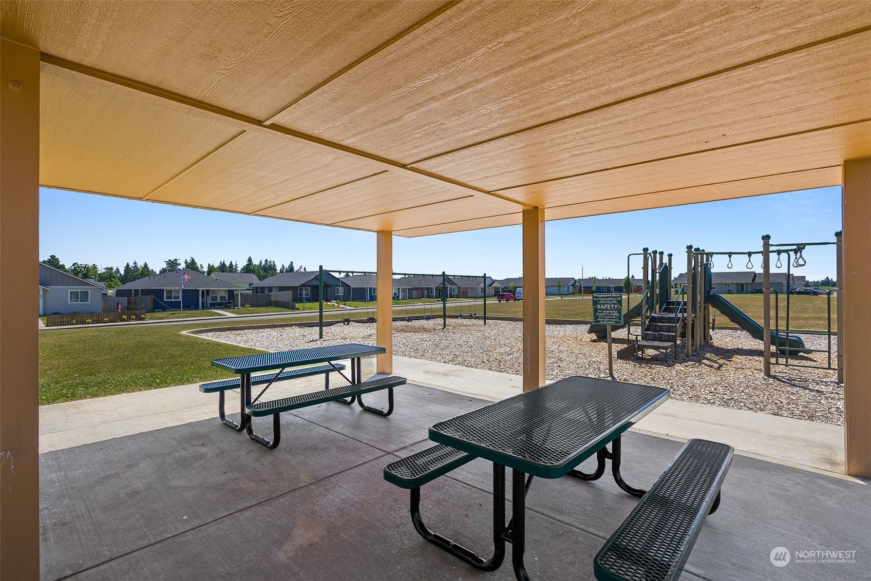 702 Roundtree Boulevard Winlock, WA 98596 - Photo 33 of 35 a view of a terrace with sitting area