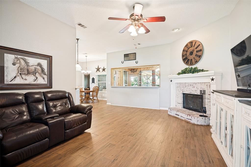 6626 Meadow Ridge Circle Nevada, TX 75173 - Photo 6 of 29