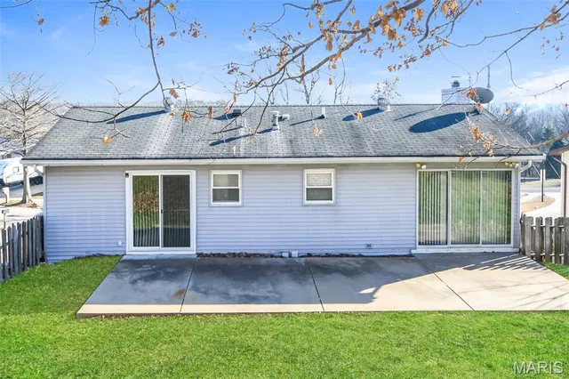 $2,115 | 5861 Falcon View Lane, St. Louis, MO 63129