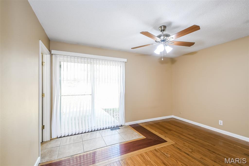 5861 Falcon View Lane St. Louis, MO 63129 - Photo 7 of 17