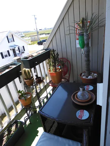 $217,900 | 550 Winnacunnet Road, Unit 206, Hampton, NH 03842