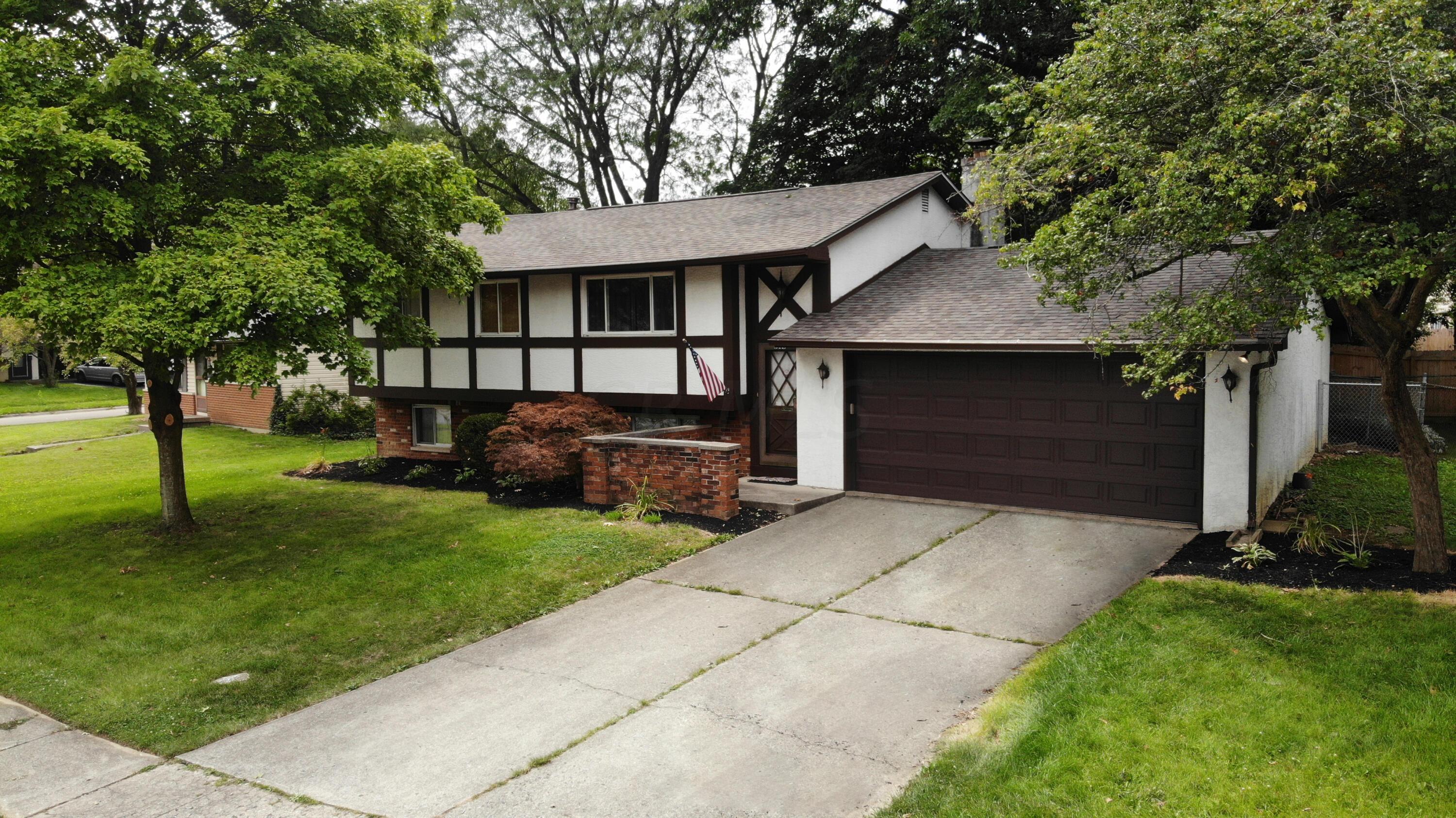 6589 Devonhill Road Columbus, OH 43229 - Photo 1 of 26 Gallery Image 1