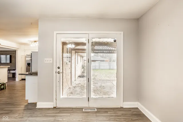 $300,000 | 325 Bangor Drive, Indianapolis, IN 46227