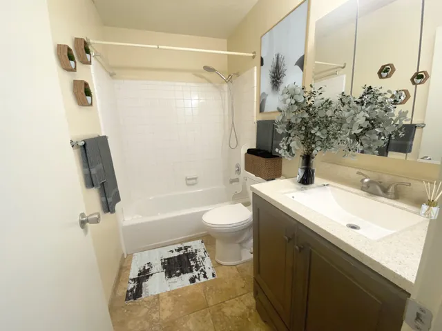 $1,195 | 325 South Center Street, Unit 22, Collierville, TN 38017