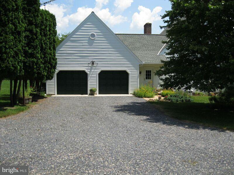 566 Knorr Road Gettysburg, PA 17325 - Photo 9 of 35