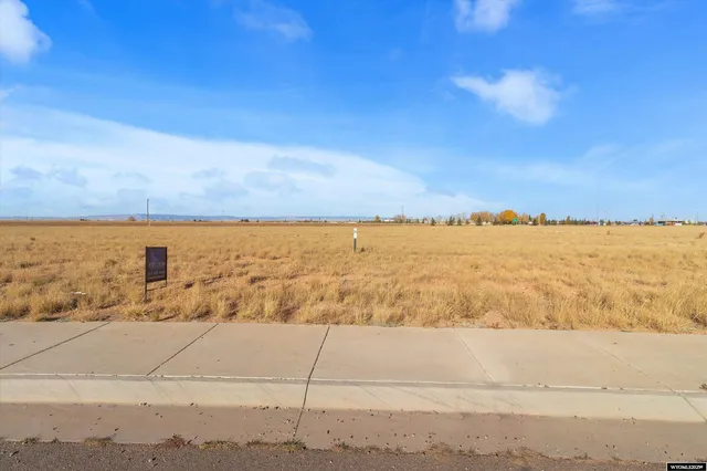 $370,868 | 3720 Cherrywood Loop, Laramie, WY 82070