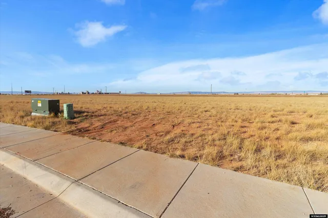 $370,868 | 3720 Cherrywood Loop, Laramie, WY 82070