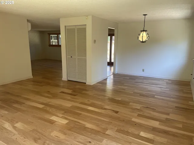 $479,900 | 2280 Tabor Street, Eugene, OR 97401