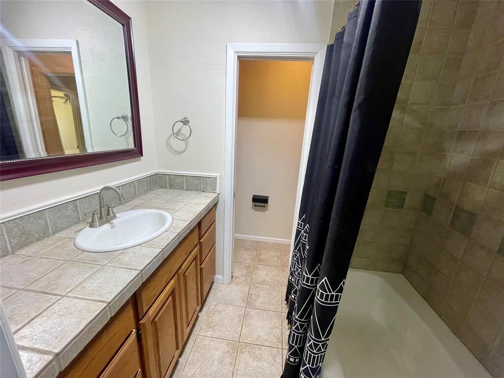 500 Green Street Quanah, TX 79252 - Photo 18 of 29