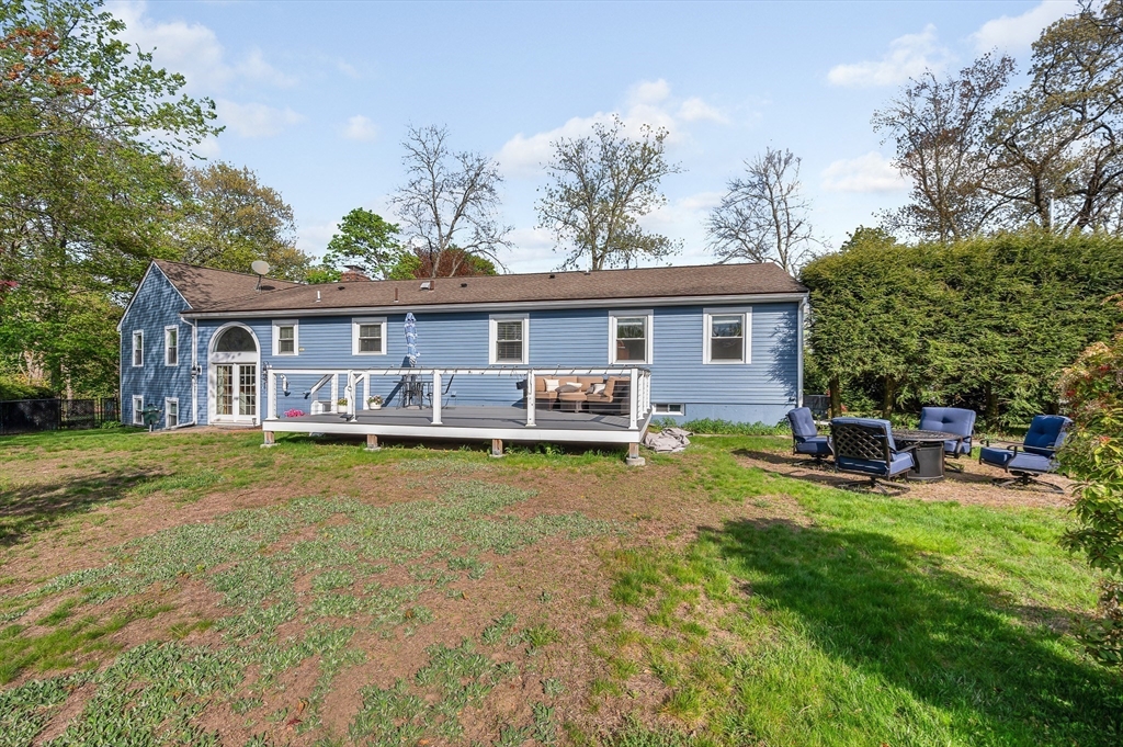 389 Marbleridge Road North Andover, MA 01845 - Photo 30 of 35