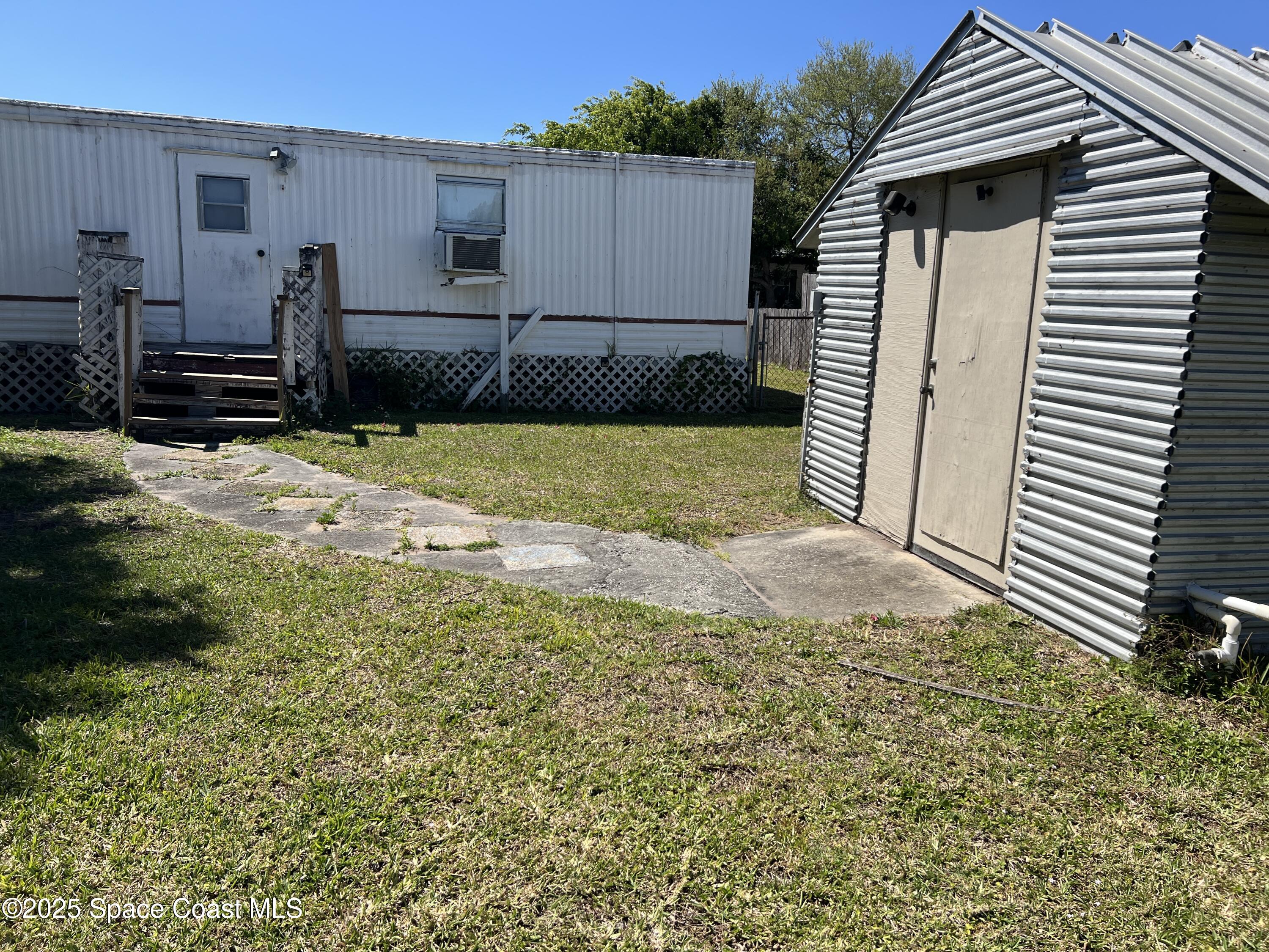 2041 Colby Street Palm Bay, FL 32905 - Photo 12 of 14 IMG_4156