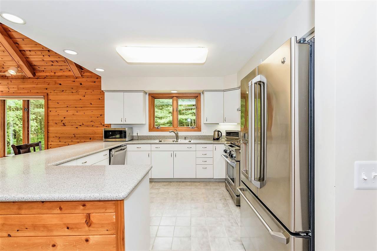 446 Hawk High Hill Road Metamora, MI 48455 - Photo 11 of 52 31382911-10.JPG