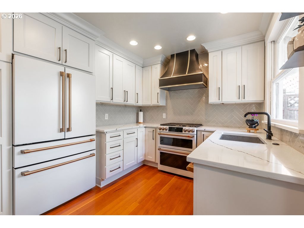 1424 25th Avenue Longview, WA 98632 - Photo 8 of 34