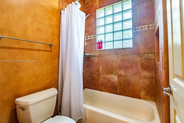 $2,152,000 | 8747 Caraway Lake Court, Boynton Beach, FL 33473