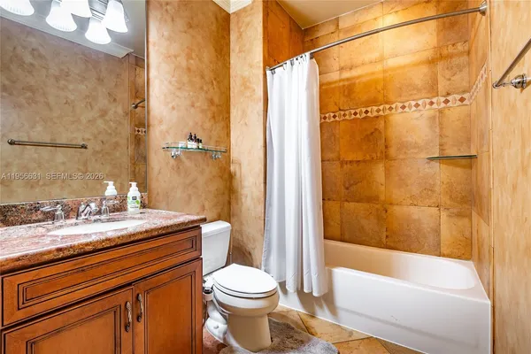 $2,152,000 | 8747 Caraway Lake Court, Boynton Beach, FL 33473