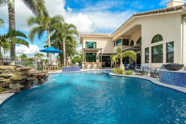 $2,152,000 | 8747 Caraway Lake Court, Boynton Beach, FL 33473