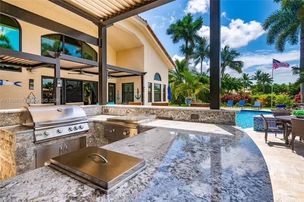 $2,152,000 | 8747 Caraway Lake Court, Boynton Beach, FL 33473