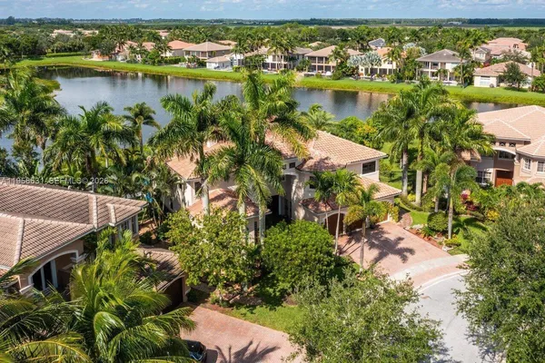 $2,152,000 | 8747 Caraway Lake Court, Boynton Beach, FL 33473