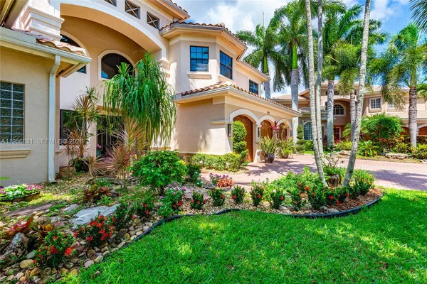 $2,152,000 | 8747 Caraway Lake Court, Boynton Beach, FL 33473