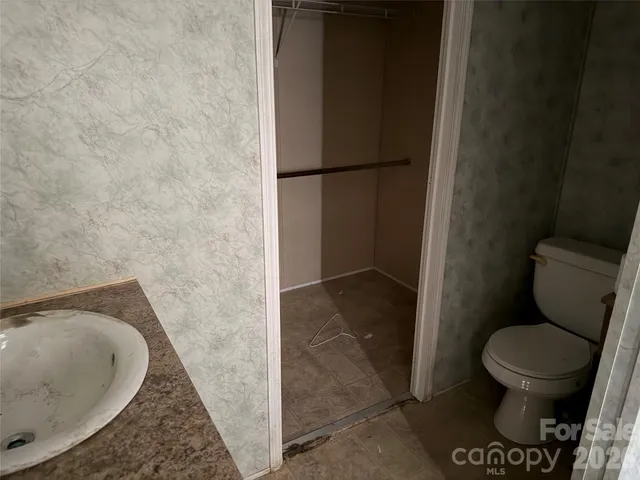 $205,000 | 101 Highview Drive, Maggie Valley, NC 28751