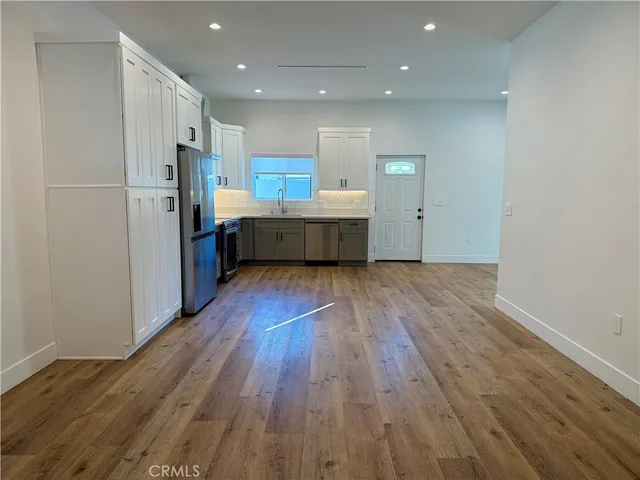 $4,499 | 8622 Lubao Avenue, Winnetka, CA 91306