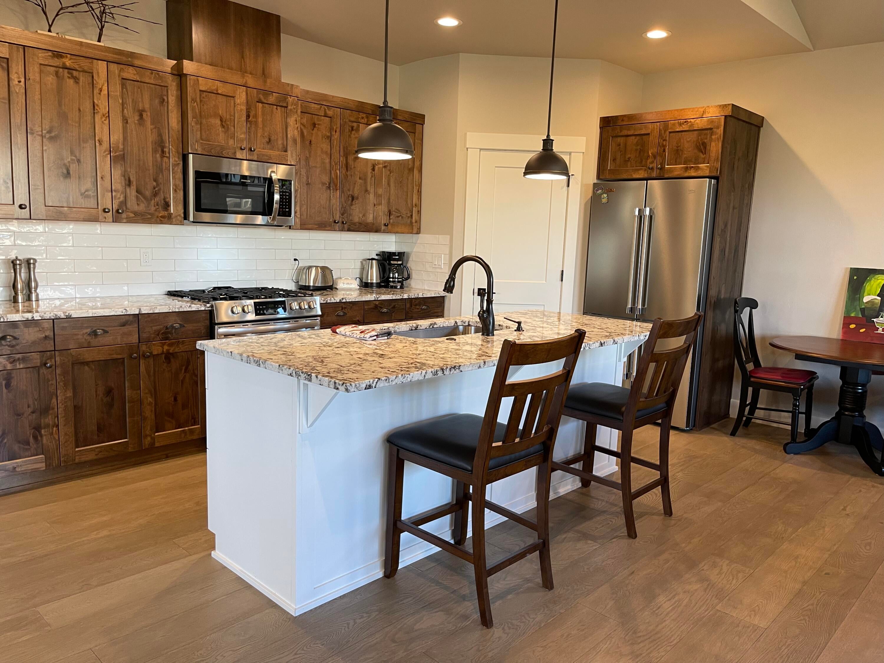 4198 Southwest 43rd Street Redmond, OR 97756 - Photo 16 of 37 Photo Nov 20, 2 40 51 PM