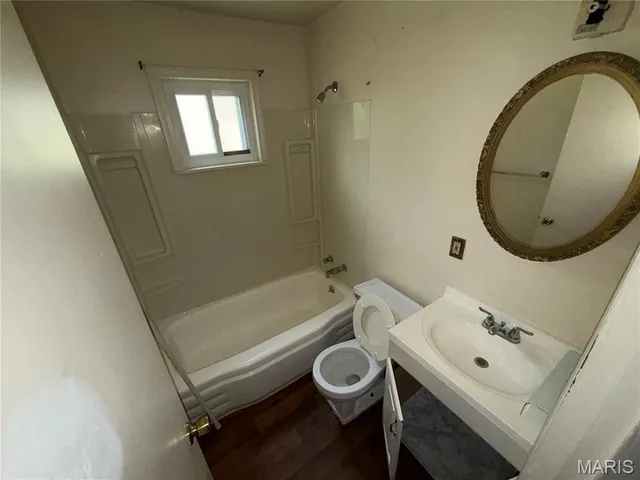 $69,900 | 10245 Duke Drive, St. Louis, MO 63136