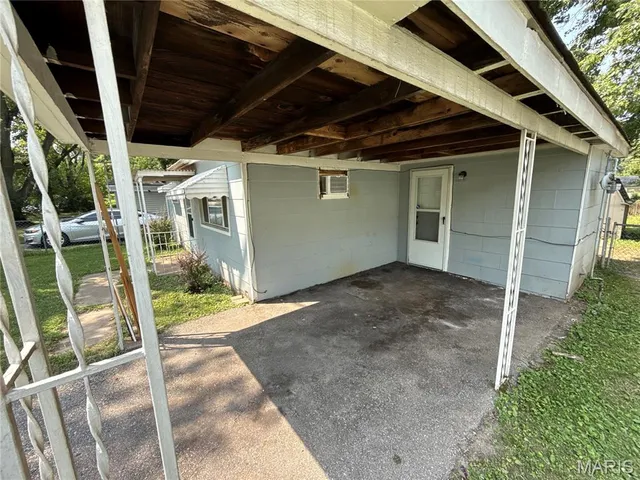 $69,900 | 10245 Duke Drive, St. Louis, MO 63136