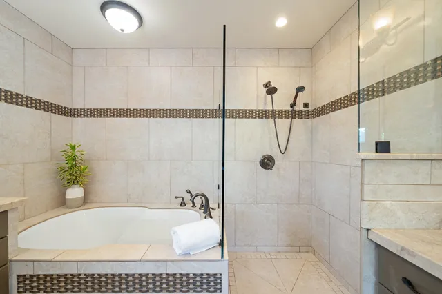 $1,695,000 | 54 Hua Nui Place, Lahaina, HI 96761