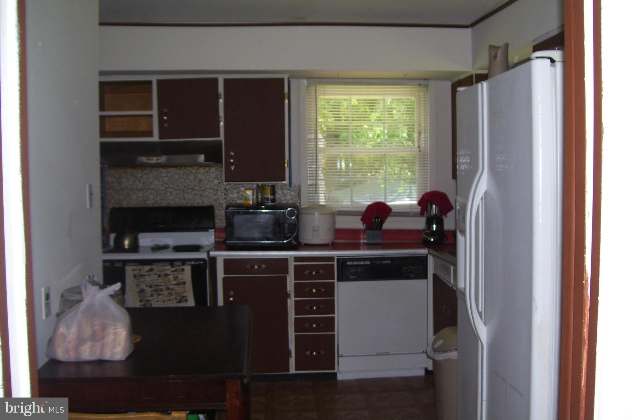 8205 Fort Foote Road Fort Washington, MD 20744 - Photo 18 of 18 Kitchen