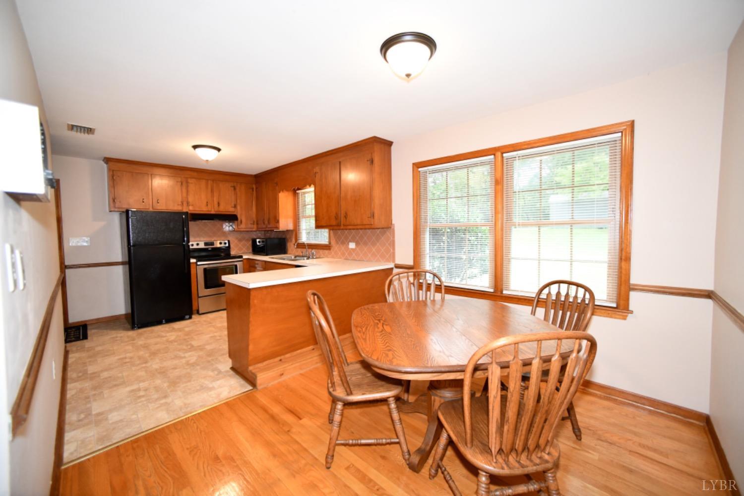 223 Charldon Road Lynchburg, VA 24501 - Photo 11 of 30 Gallery Image 11