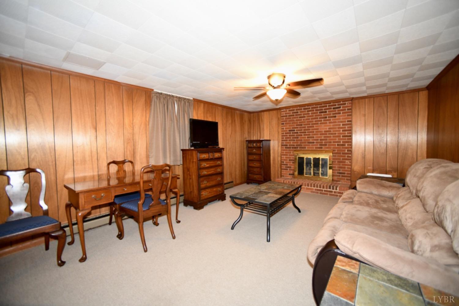 223 Charldon Road Lynchburg, VA 24501 - Photo 27 of 30 Gallery Image 27