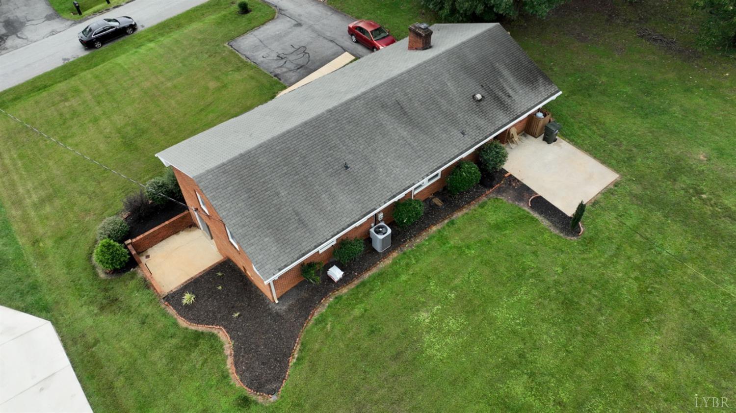 223 Charldon Road Lynchburg, VA 24501 - Photo 4 of 30 Gallery Image 4
