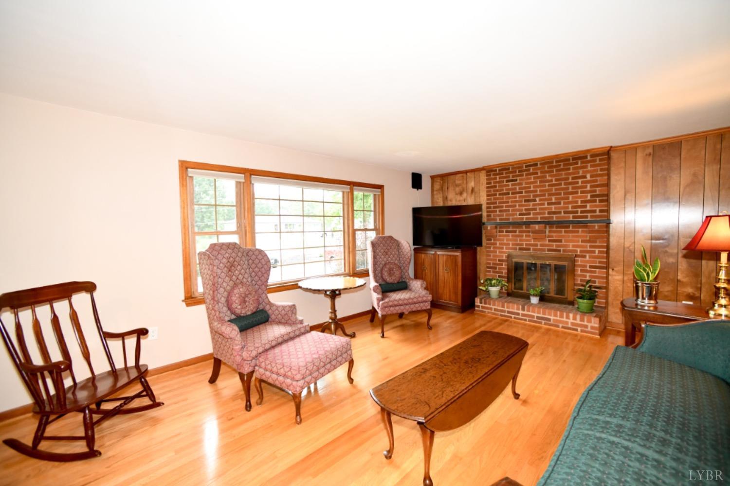 223 Charldon Road Lynchburg, VA 24501 - Photo 8 of 30 Gallery Image 8