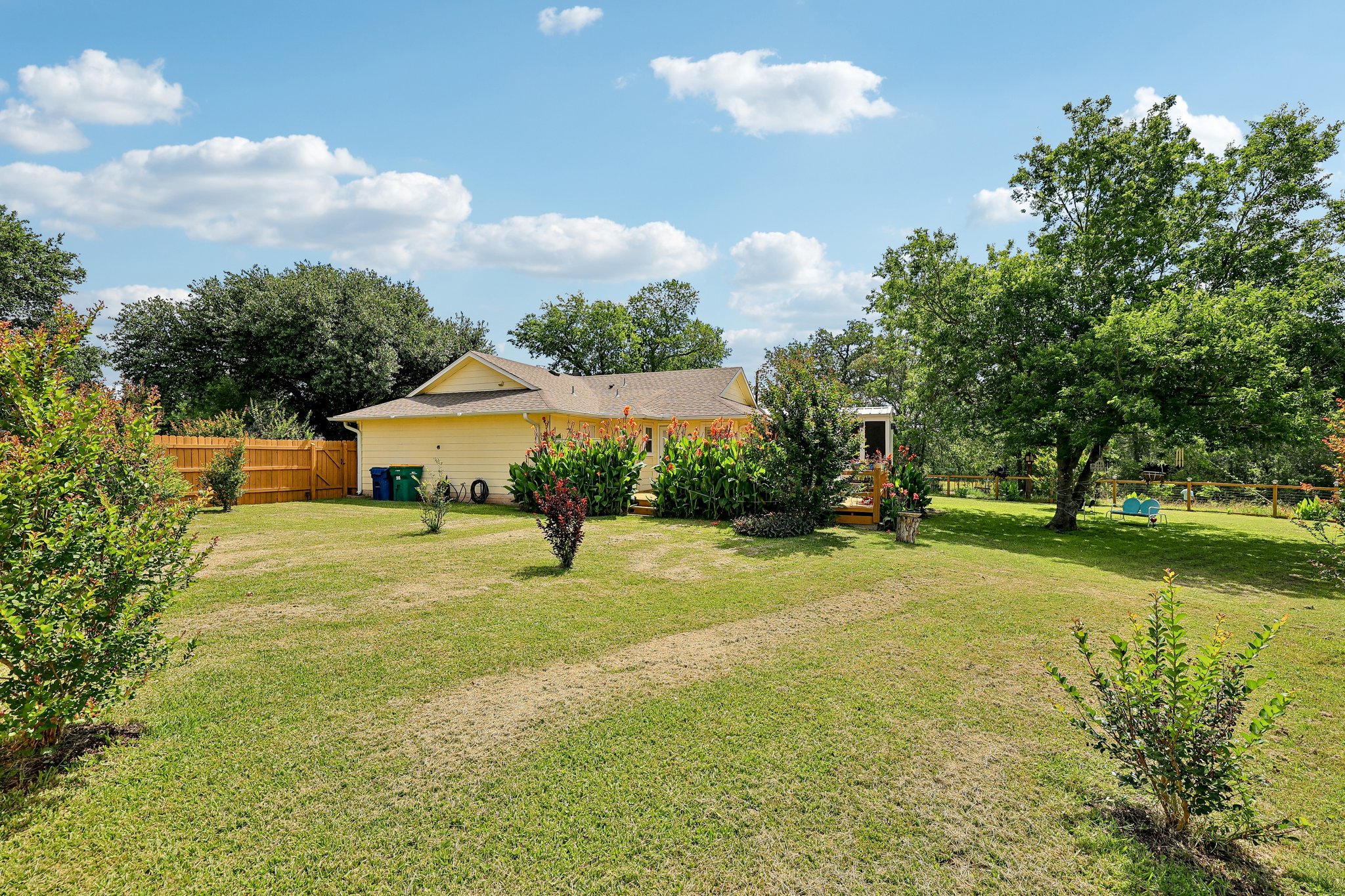 94 Louise Street Elgin, TX 78621 - Photo 36 of 38