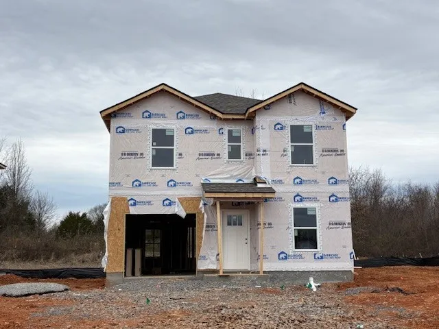 $299,990 | 404 Cloudland Drive, Portland, TN 37148