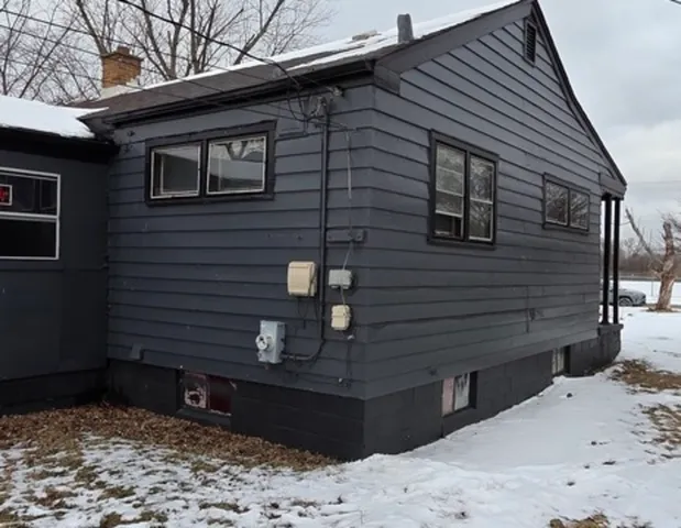 $64,900 | 70 East 150th Street, Harvey, IL 60426